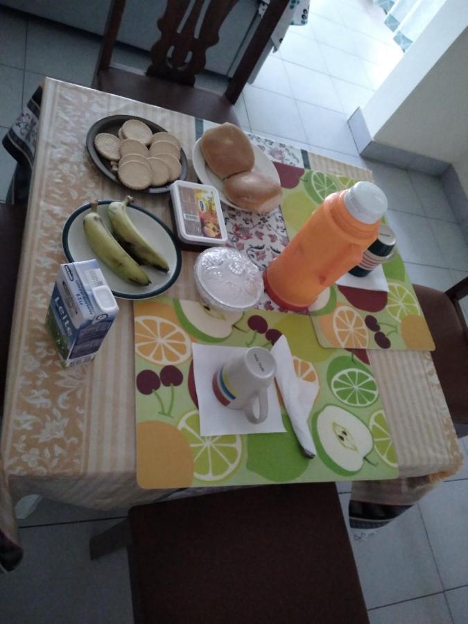 Pensao Domingas Hotel São Filipe Szoba fotó