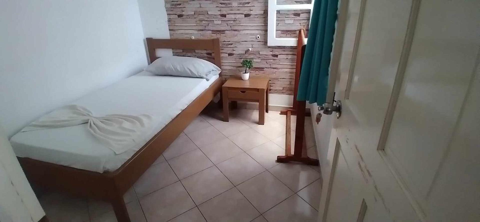 Pensao Domingas Hotel São Filipe Kültér fotó