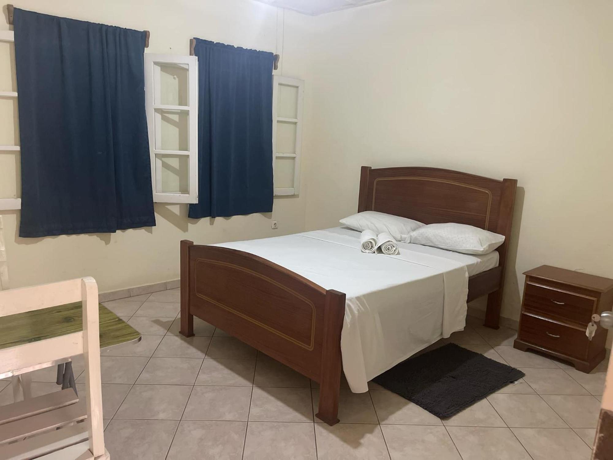 Pensao Domingas Hotel São Filipe Kültér fotó